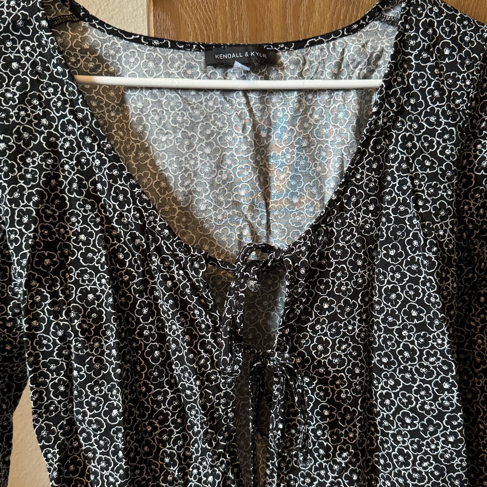 PACSUN x KENDALL&KYLIE Long Sleeve Tie Black Top